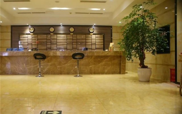 Phoenix Hotel
