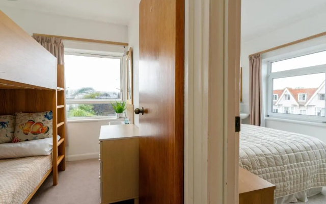 Torland Seafront Hotel