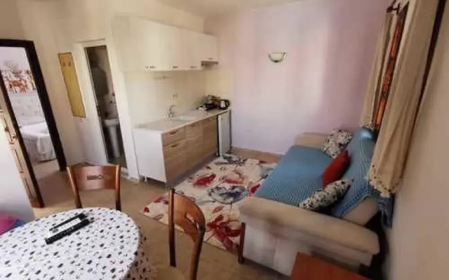 Derin Suite Hotel