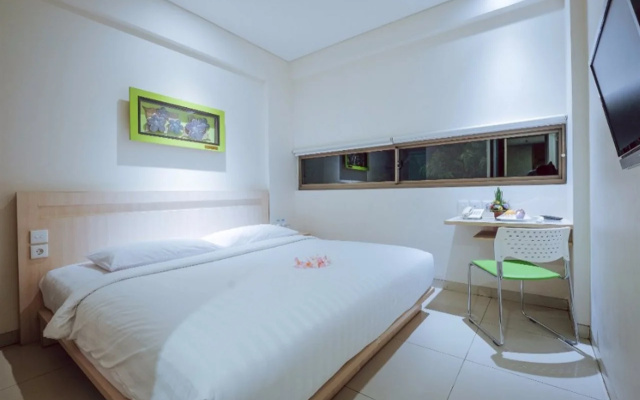 J Hotel Kuta