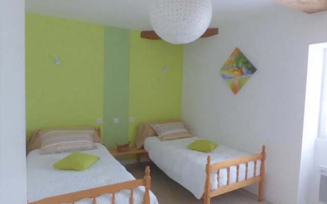 Gîte Le Bernard, 6 pièces, 10 personnes - FR-1-426-164
