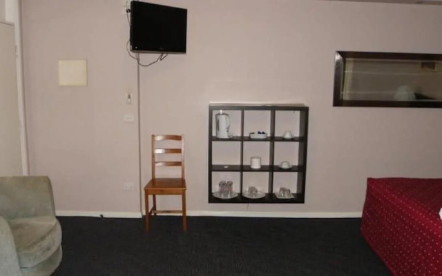 Palms Motel Footscray