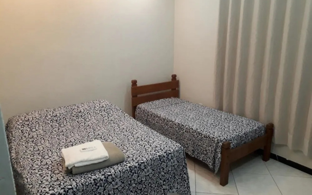Candeeiro Hostel & Café
