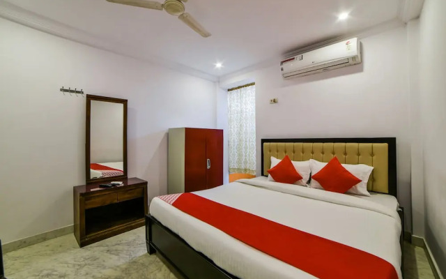OYO 13251 Hotel Three Castles Deluxe