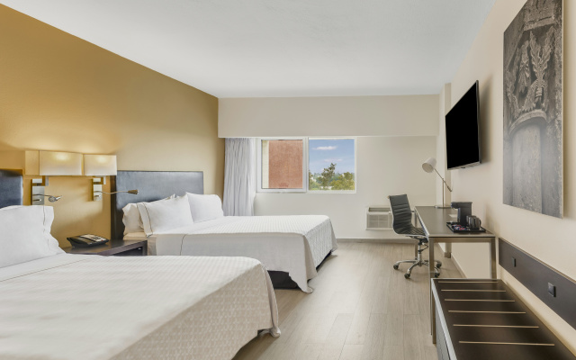 Fiesta Inn Guadalajara Expo