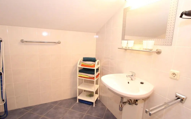 Cozy Apartment in Saalbach-Hinterglemm near Ski Area