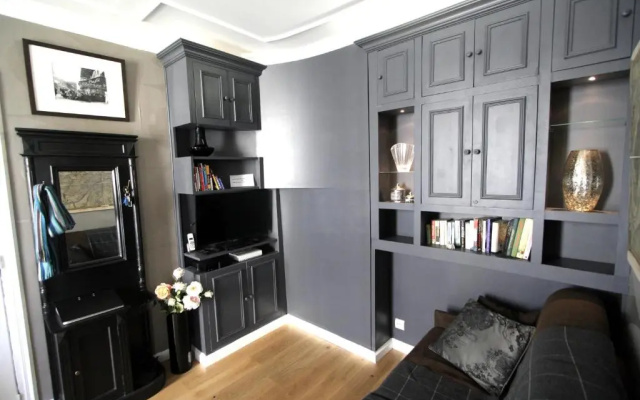 Paris Interiors Rentals - Le Marais Archives 2 Bdr