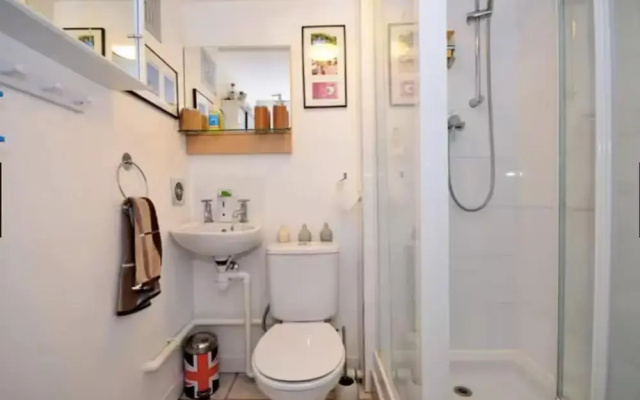 3bedroom Sleeps8 Parking Familyfriendly Nearexcel
