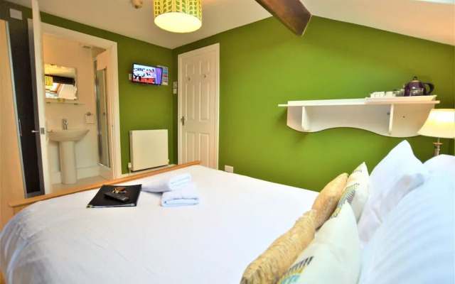 4 bedroom town house