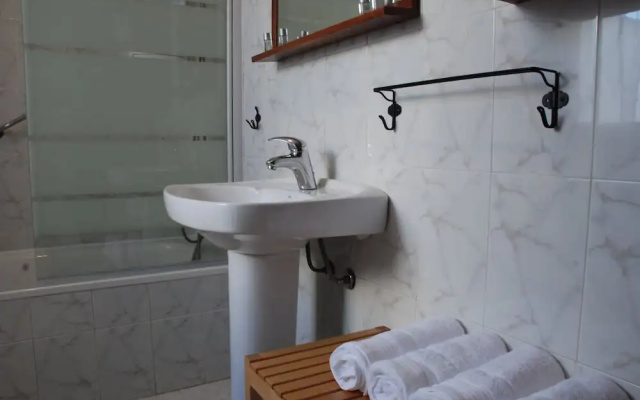 Apt Guadalhorce by Malaga Picasso Rental