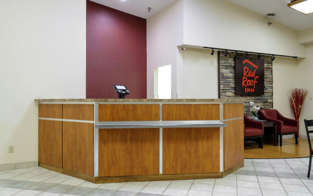 Holton Inn and Suites