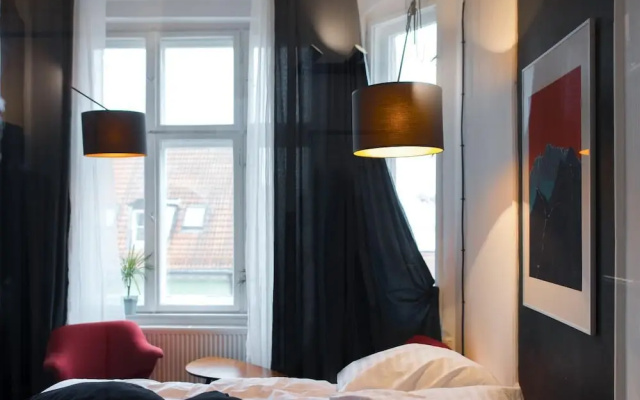 Klasyczno Nowoczesny Loft z wykuszem