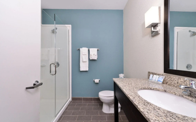 Sleep Inn & Suites Meridian - Bonita Lakes