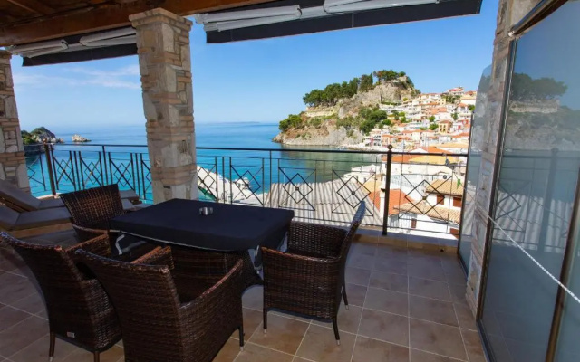 Petros Penthouse