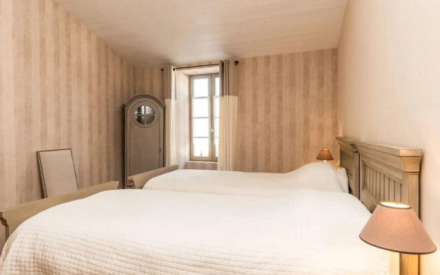 Villa Petit Sergent With Pool, Cinema