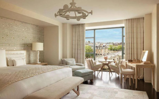 Cheval Blanc Paris
