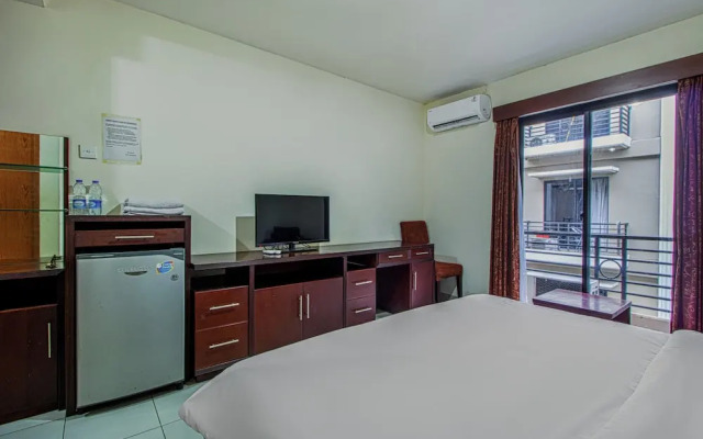 Plaza 68 Residence