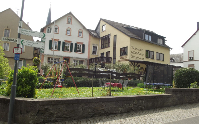 Weingut & Gästehaus Kaufmann-Schneider