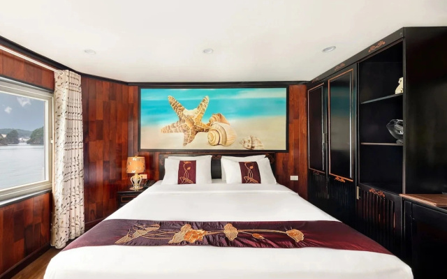 Halong Crown Cruise