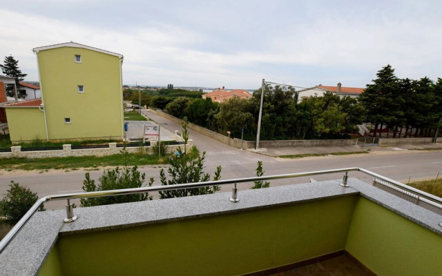 Apartments Lana