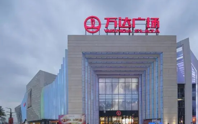 Binyue Hotel