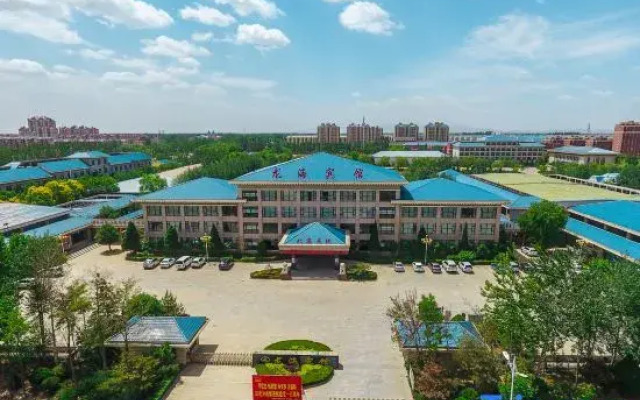 Longhai Hotel