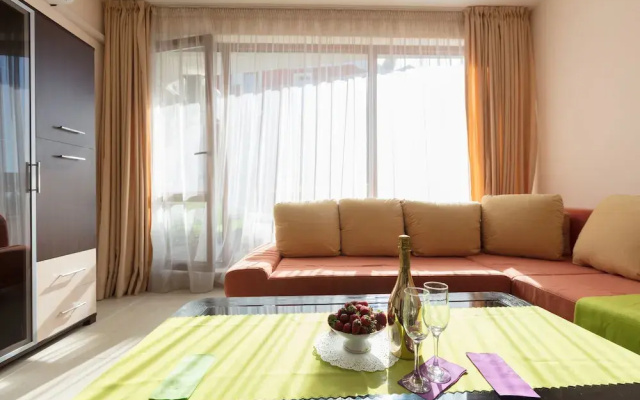 Beachfront Studio in Rich Beach