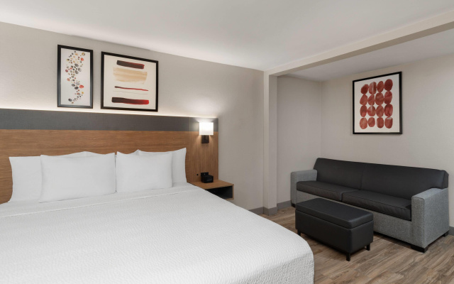 Hawthorn Extended Stay by Wyndham Jackson