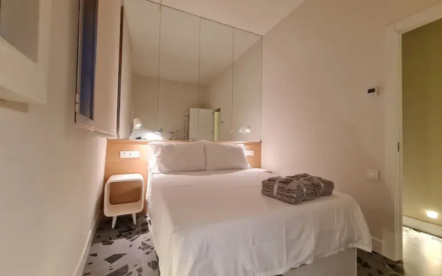 City Center Madrid Apartment With 2 Bedrooms