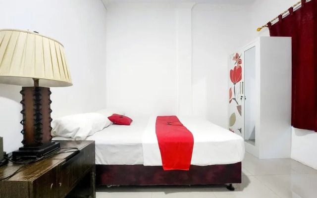 RedDoorz @ Permata Hijau Batu Aji