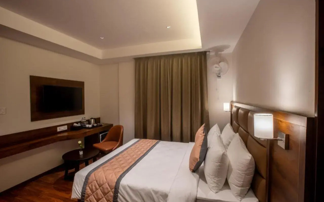 Golden Fortune Hotel