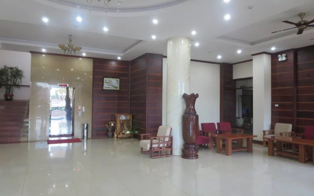 Double Lotus Hotel