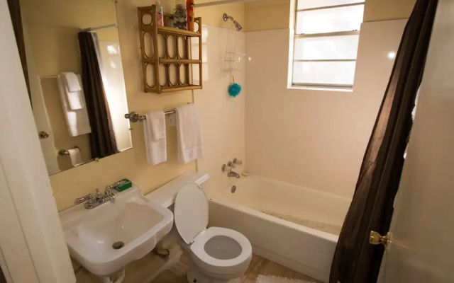 Lamplighter Suites