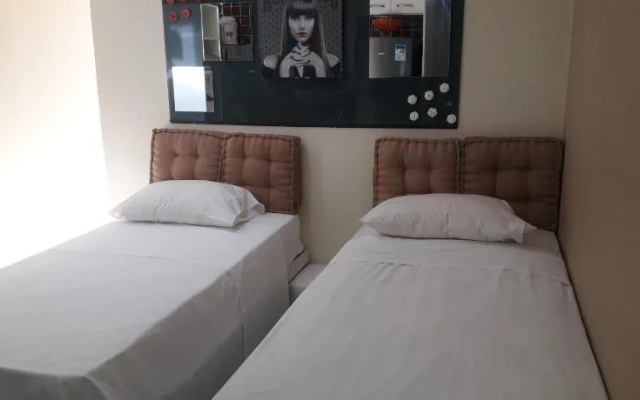 Livon Flats - Garvey Hotel