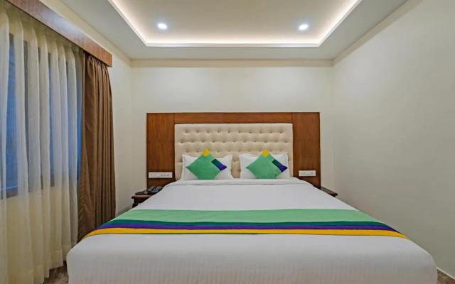 Treebo Aaravi Residency, 800 Mtrs From Promenade Beach