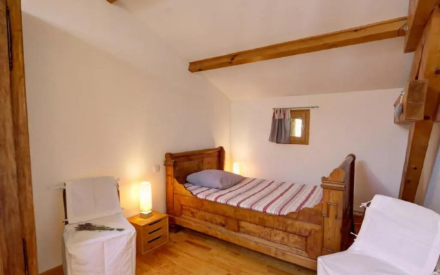 Gîte Les Salles, 6 pièces, 10 personnes - FR-1-496-60