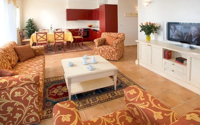 Skiper Residence - Villa Tina