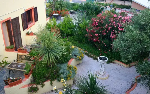 Maloni Hotel
