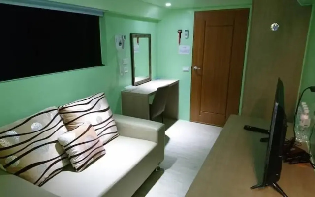 Carl Town Loft Hotel