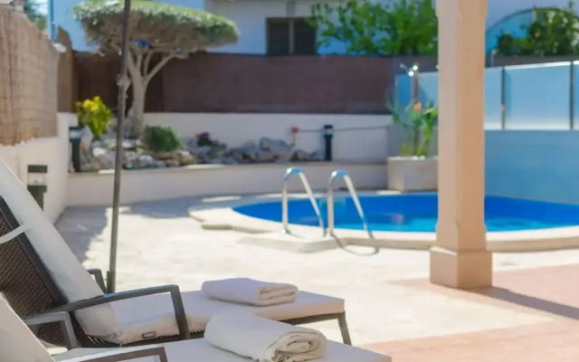 - House In