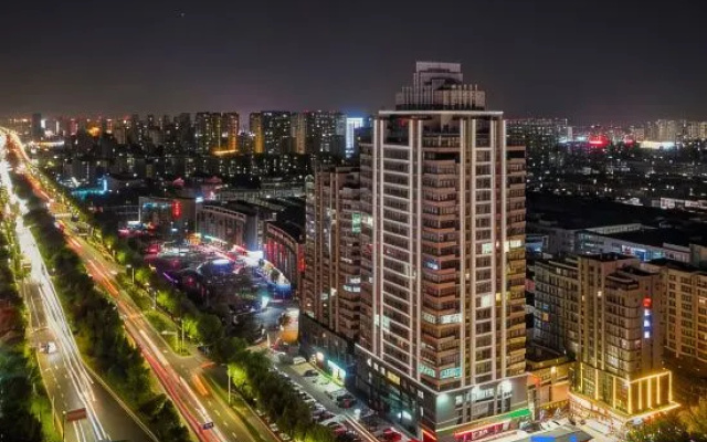 IU Hotel (Zibo Xiao Yiwu Spanish Style Street Store）