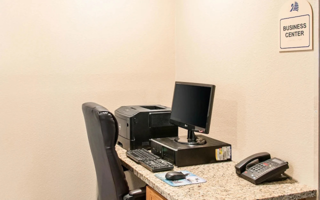Mainstay Suites Dubuque