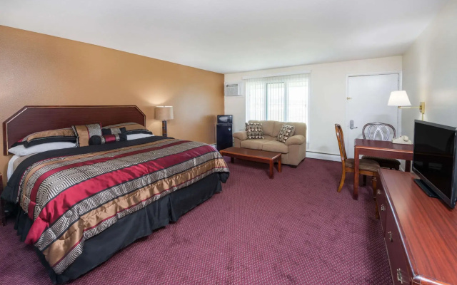 Knights Inn Kirksville