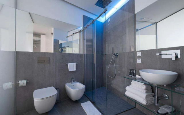 AHD Rooms