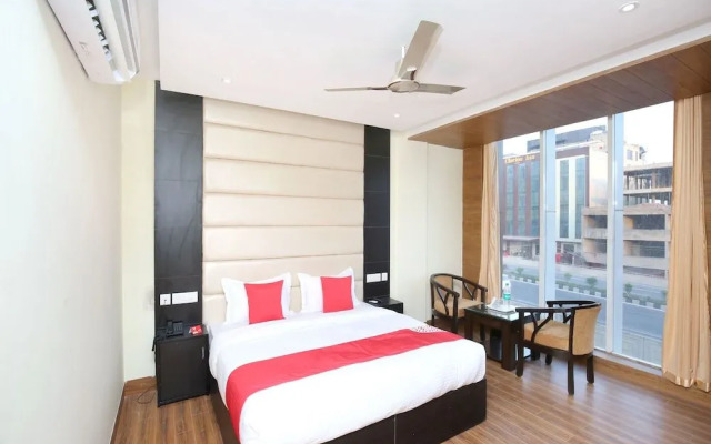 OYO 15486 Hotel New Diamond