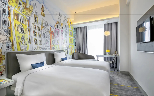 YELLO Hotel Harmoni Jakarta