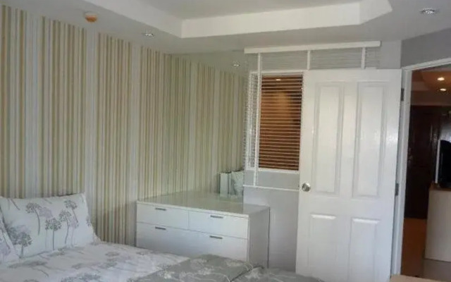 素坤逸71号极点广场公寓(Zenith Place Condo Sukhumvit 71)