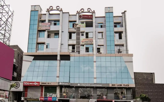 SVR Hotel & Banquet by OYO Rooms