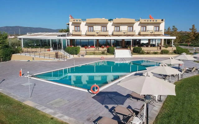 Nefeli Hotel