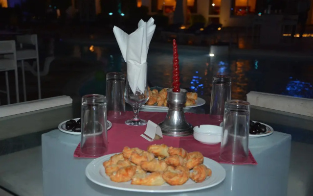 Magic Stay at Le Mirage Hotel